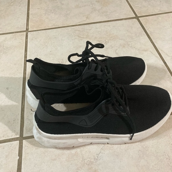 Cozy Fashion Nova Runners - Picture 4 of 6